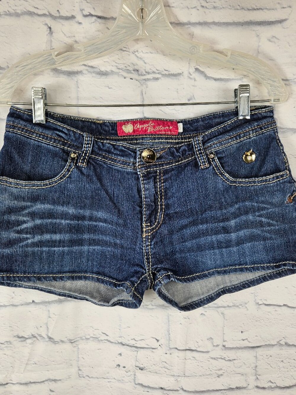 Apple Bottoms Sz 9/10 Signature Y2K Denim Jean Booty Shorts Embroidered Low Rise